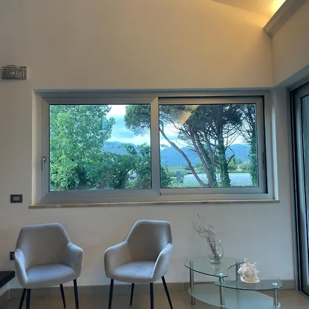 Al Mare Con Vasca Idromassaggio- Artemide * Lido Di Fondi