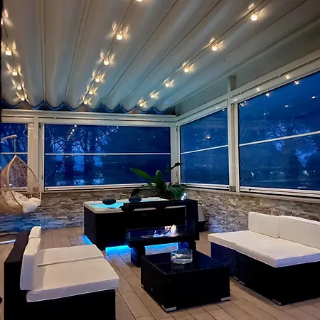 Artemide - Private * Lido Di Fondi